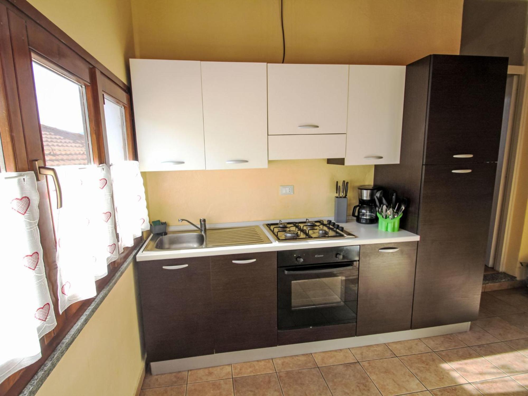 Apartment Roma By Interhome Porto Valtravaglia Bagian luar foto